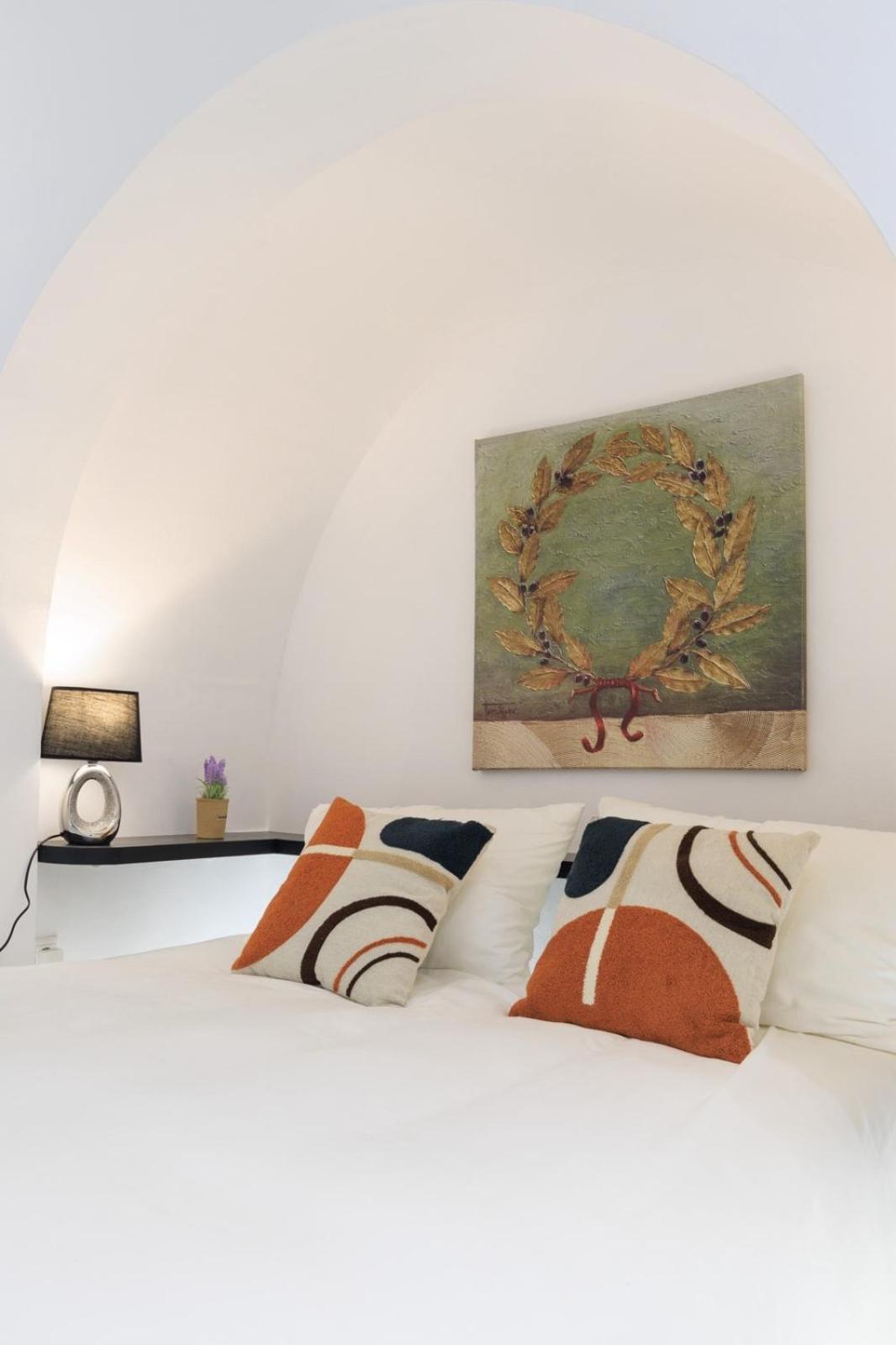 Aiolos Luxury Apartment Under Acropolis In Plaka 아테네 외부 사진