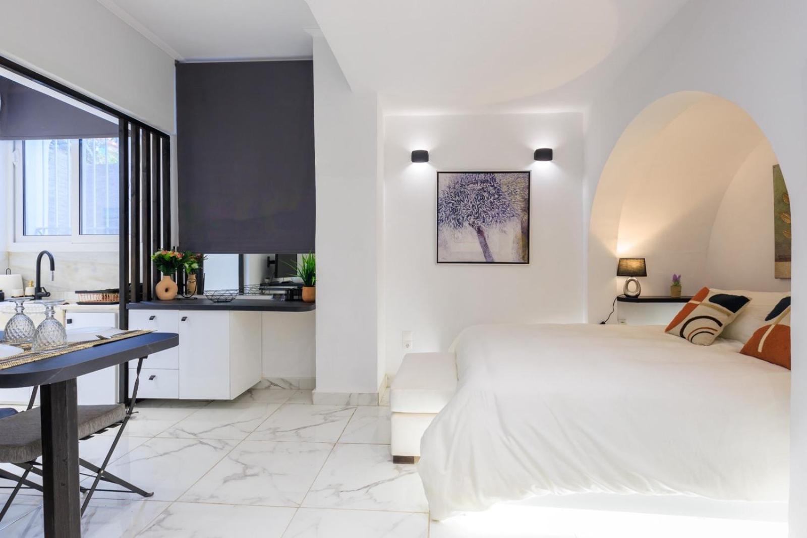 Aiolos Luxury Apartment Under Acropolis In Plaka 아테네 외부 사진