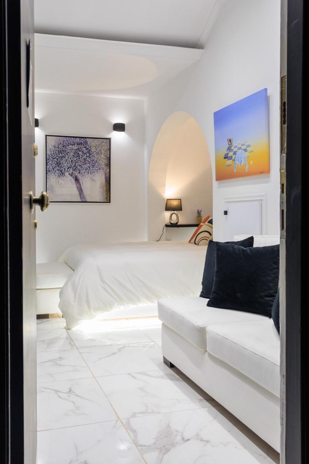 Aiolos Luxury Apartment Under Acropolis In Plaka 아테네 외부 사진